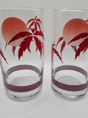 Clear Glass Tumbler Set with Red Palm Sunset Design‎ vintage
